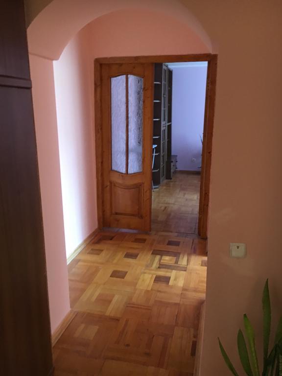 Galytska Apartment Ивано-Франковск Экстерьер фото